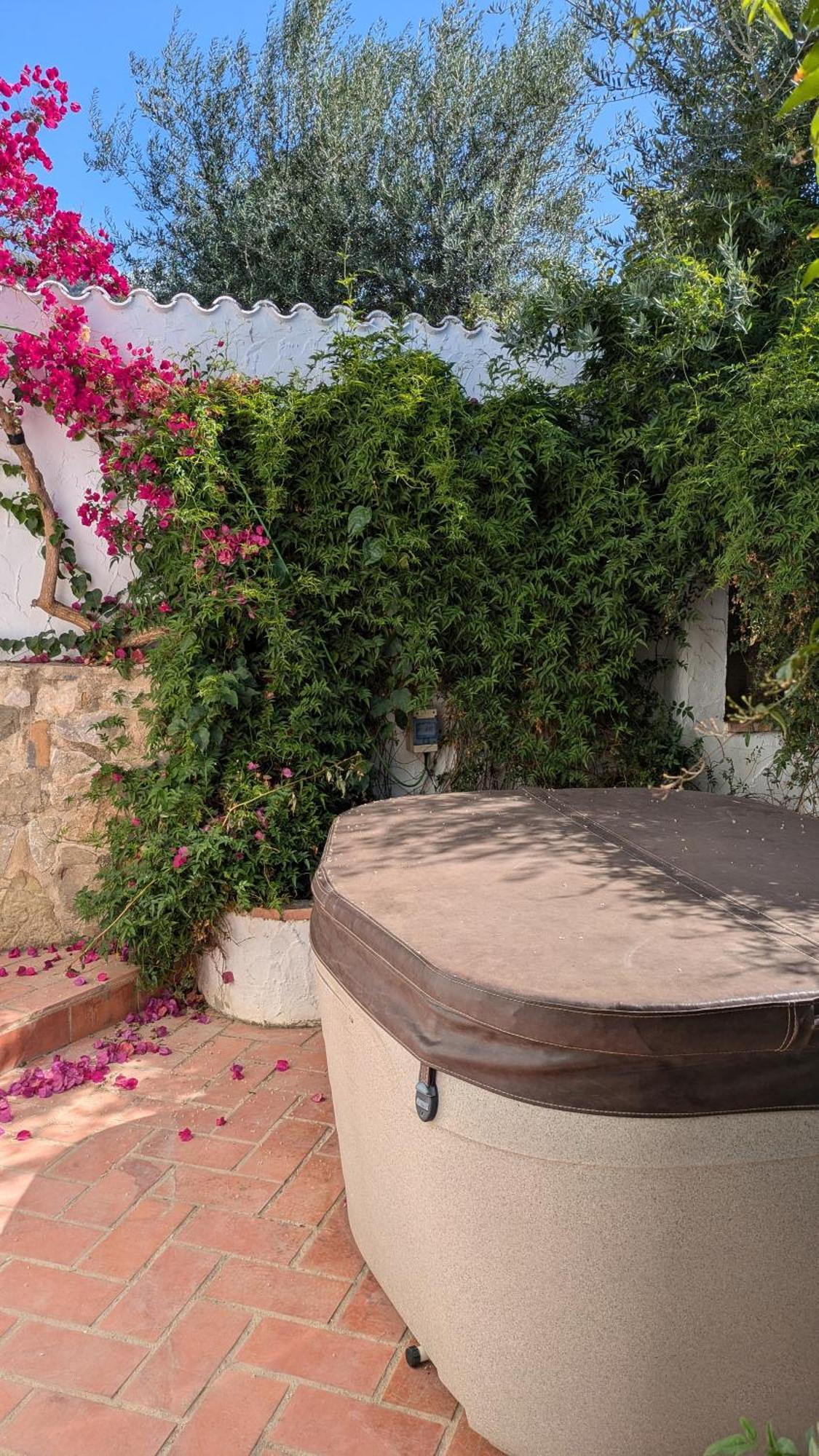 One Life Malaga Retreat Hotel Periana Buitenkant foto